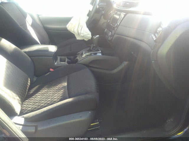 2018 NISSAN ROGUE SV VIN: KNMAT2MT3JP510508