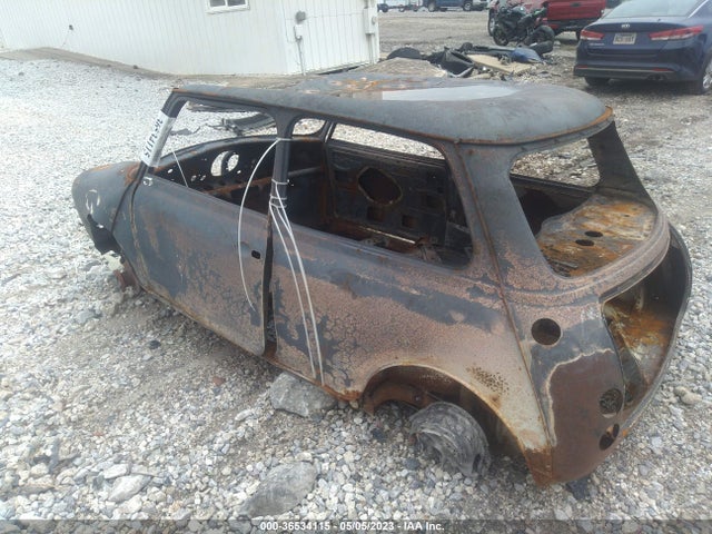 1990 MINI COOPER VIN: 4493508