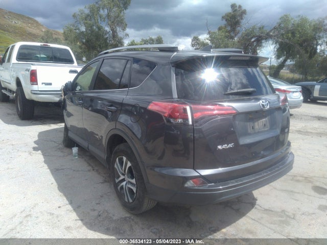 Toyota RAV4 LE 2018 JTMZFREV0JJ748239 Image 4