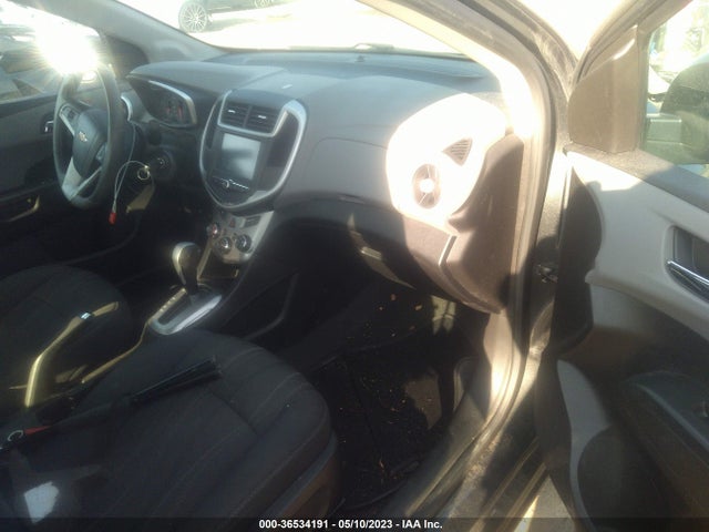 Chevrolet SONIC LT 2017 1G1JD5SH2H4101904 Image 6