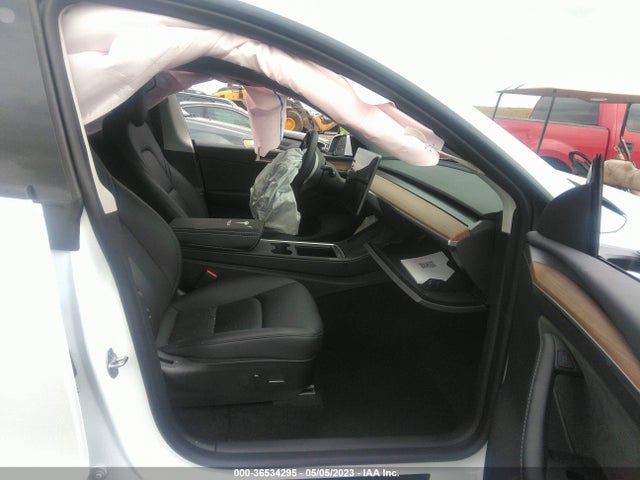 7SAYGDEE1PF609834 Tesla Model Y Long Range