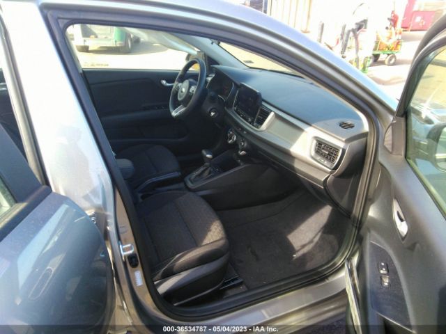 3KPA25AD0ME377907 KIA Rio 5-door S