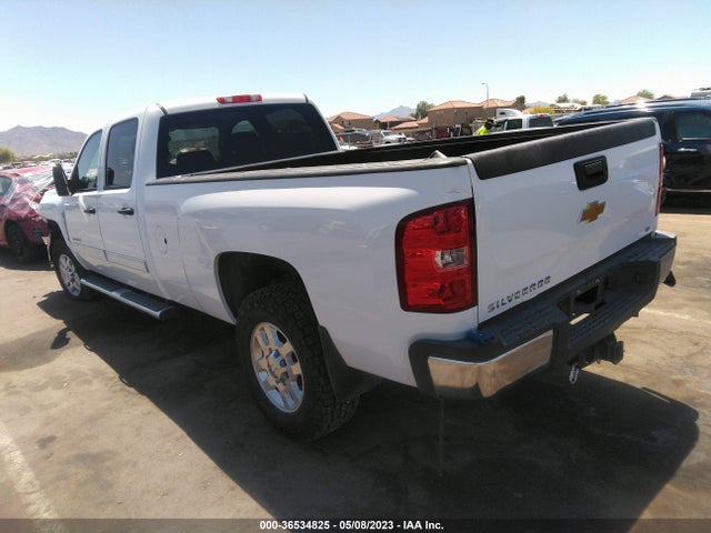 2014 Chevrolet Silverado 3500, VIN: 1GC4C0E81EF112558