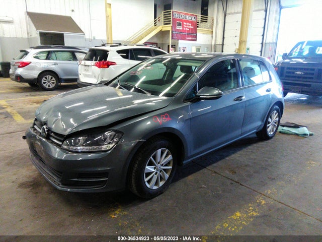 3VW217AU6GM044248 Volkswagen Golf Tsi S