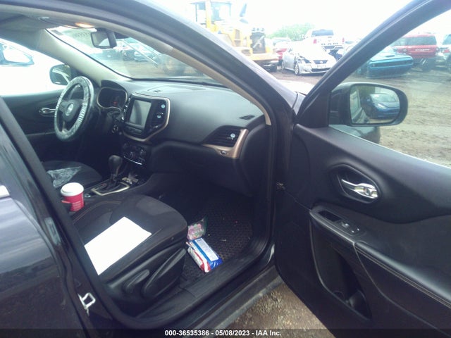 36535386 :رقم المزاد ، 1C4PJLCS6FW632341 vin ، 2015 Jeep Cherokee Latitude مزاد بيع