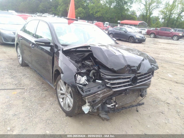 1VWLA7A36KC010655 Volkswagen Passat 2.0t Wolfsburg Edition