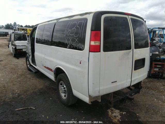 2011 CHEVROLET EXPRESS PASSENGER 1LS VIN: 1GAWGPFG2B1157182