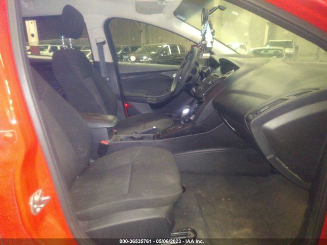 1FADP3K2XFL244717 Ford FOCUS SE