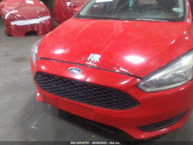 1FADP3K2XFL244717 Ford FOCUS SE