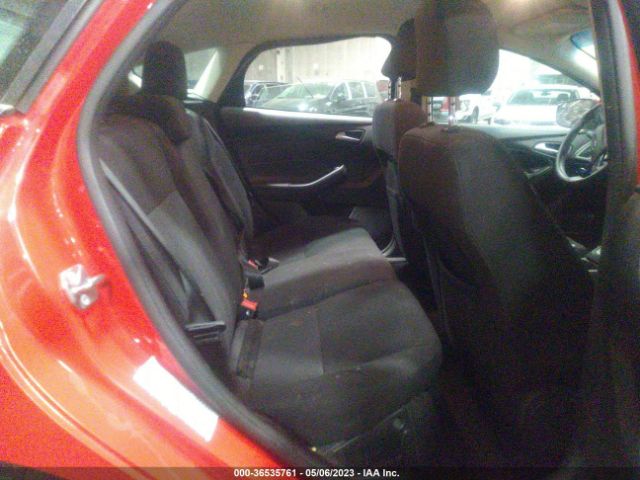 1FADP3K2XFL244717 Ford FOCUS SE
