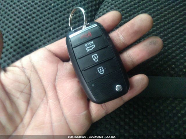 5XXGT4L35LG438745 KIA Optima Lx