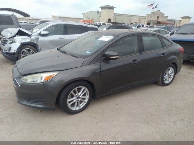 Ford FOCUS SE 2015 1FADP3F26FL243882 Image 2