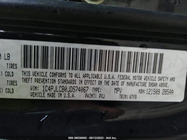 1C4PJLCB0JD574067 Jeep Cherokee Latitude