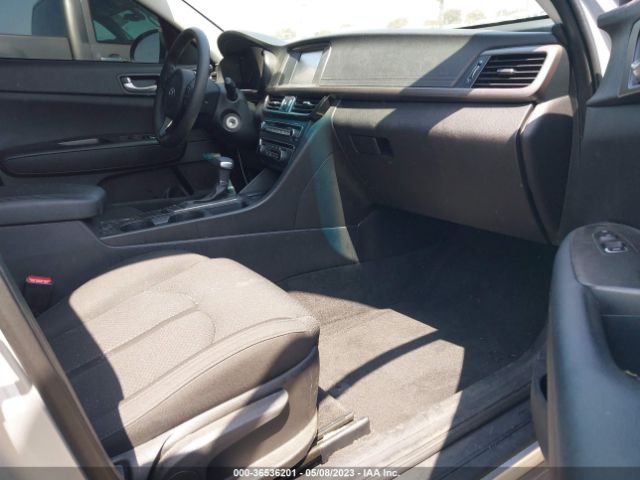 5XXGT4L32JG229556 KIA Optima Lx