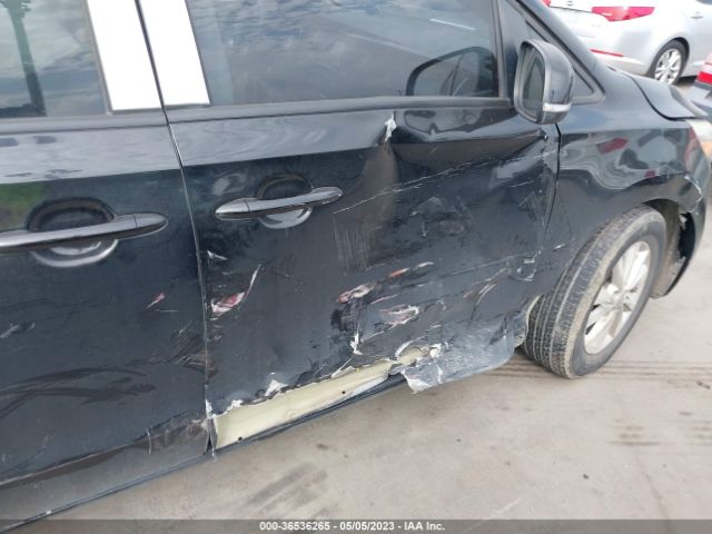 KNDMB5C10F6036273 KIA SEDONA LX