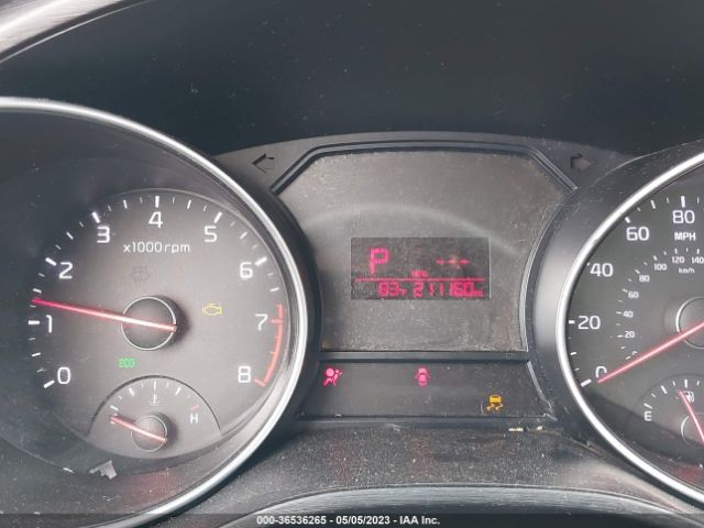 KNDMB5C10F6036273 KIA SEDONA LX
