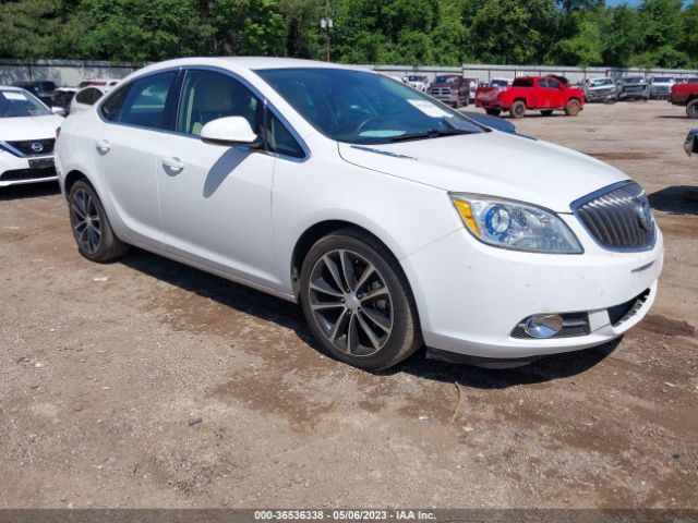 1G4PW5SK6G4137211 auction archive image