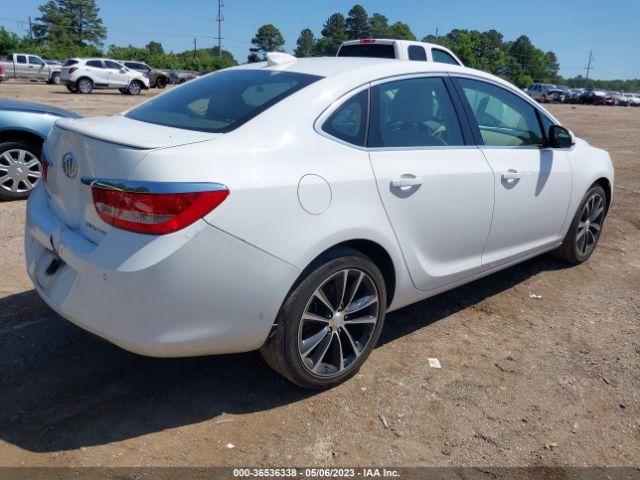 1G4PW5SK6G4137211 Buick Verano Sport Touring