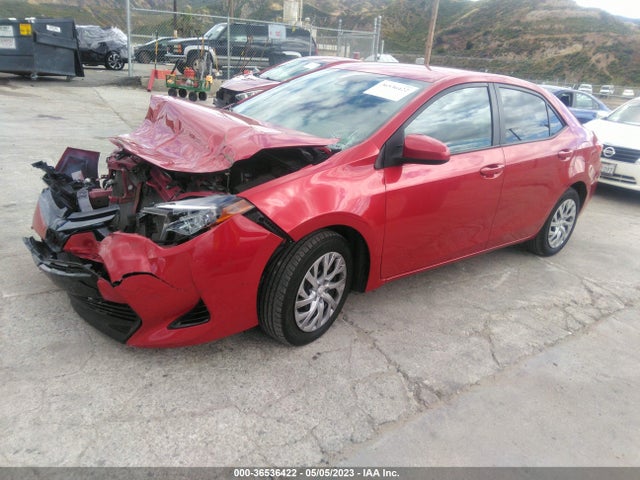 Toyota COROLLA LE 2018 5YFBURHE0JP798993 Image 2