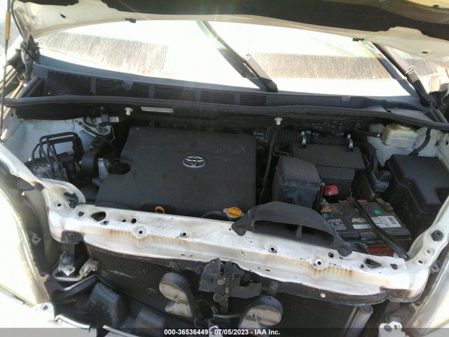Toyota SIENNA LE 2015 5TDKK3DC4FS639870 Image 17