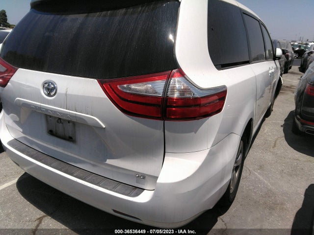 Toyota SIENNA LE 2015 5TDKK3DC4FS639870 Image 11