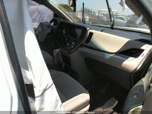 Toyota SIENNA LE 2015 5TDKK3DC4FS639870 Image 12