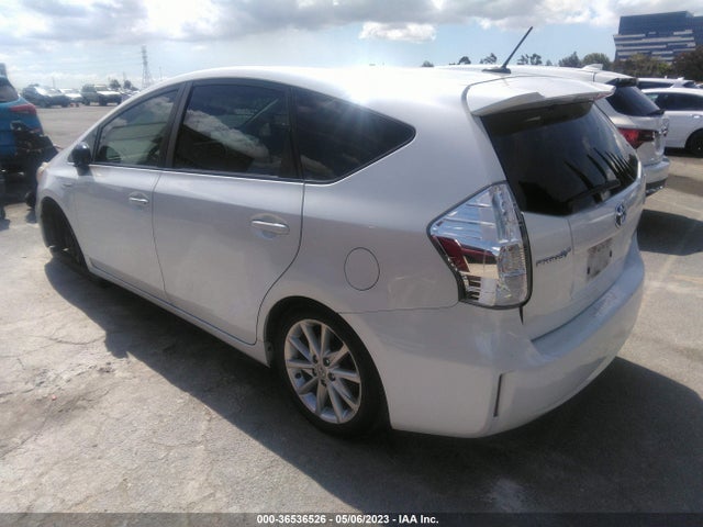 Toyota Prius V Two/three/five 2014 JTDZN3EU3EJ003823 Image 3