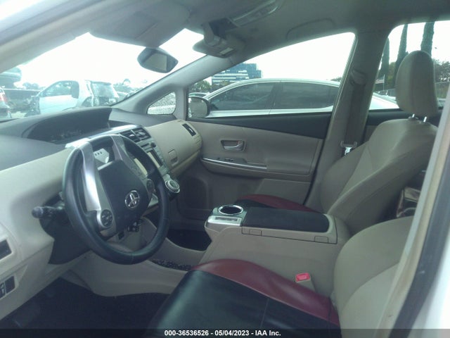 Toyota Prius V Two/three/five 2014 JTDZN3EU3EJ003823 Image 5