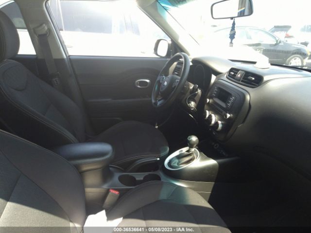 KNDJN2A25F7801010 KIA Soul Base
