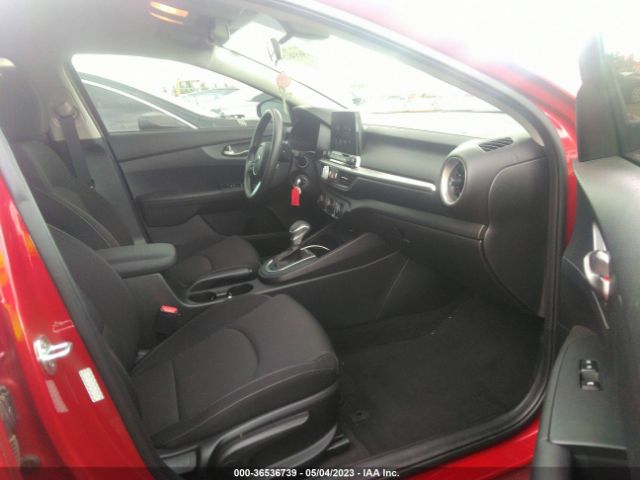 3KPF24AD7ME373014 KIA Forte Lxs