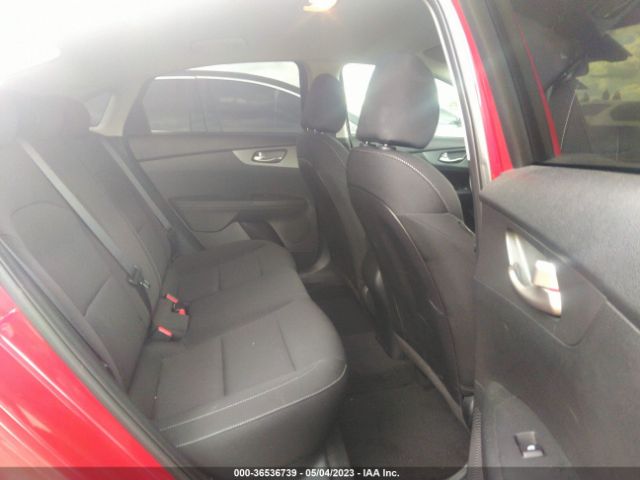 3KPF24AD7ME373014 KIA Forte Lxs