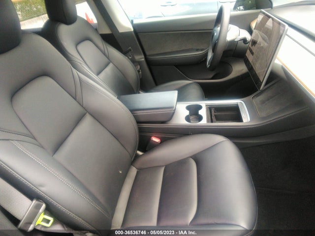 Tesla Model Y Long Range 2021 5YJYGDEE4MF143969 Image 5