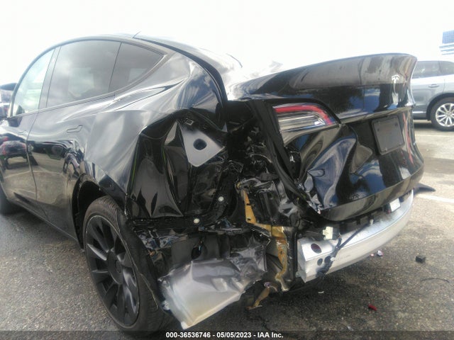Tesla Model Y Long Range 2021 5YJYGDEE4MF143969 Image 6