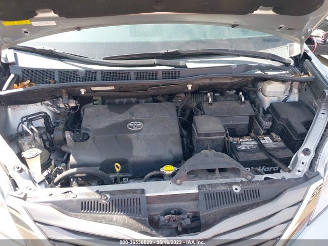 2014 TOYOTA SIENNA LTD/XLE VIN: 5TDDK3DC1ES076218