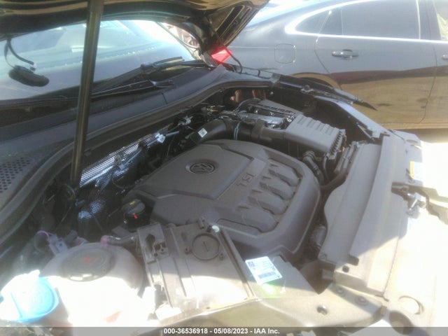 3VV1B7AX6NM150929 Volkswagen TIGUAN S