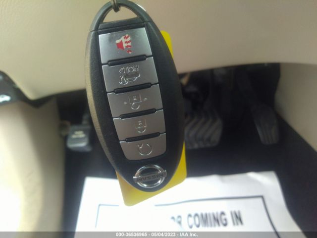 5N1AT2MT1HC755451 Nissan Rogue Sl