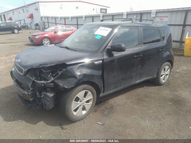 KNDJN2A27G7282026 KIA Soul Base
