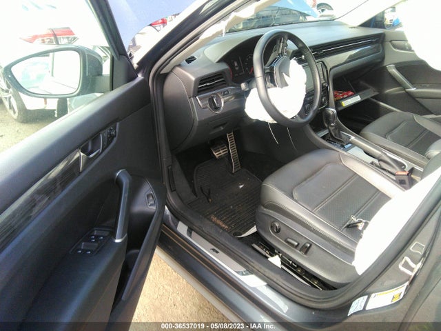 1VWMA7A37LC025039 Volkswagen Passat 2.0t R-line