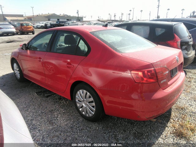 3VWD17AJ4EM227577 Volkswagen Jetta Sedan Se