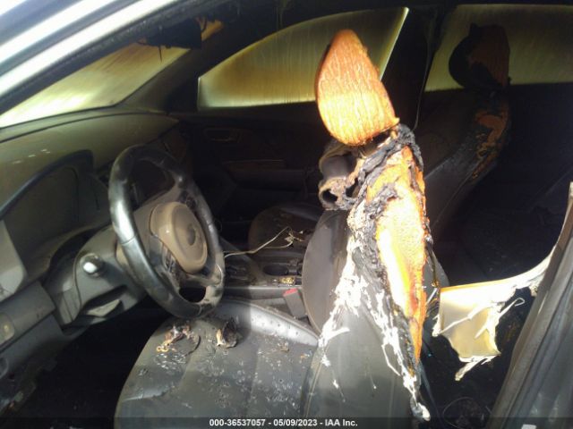 KNDCE3LC7H5047000 KIA Niro Touring