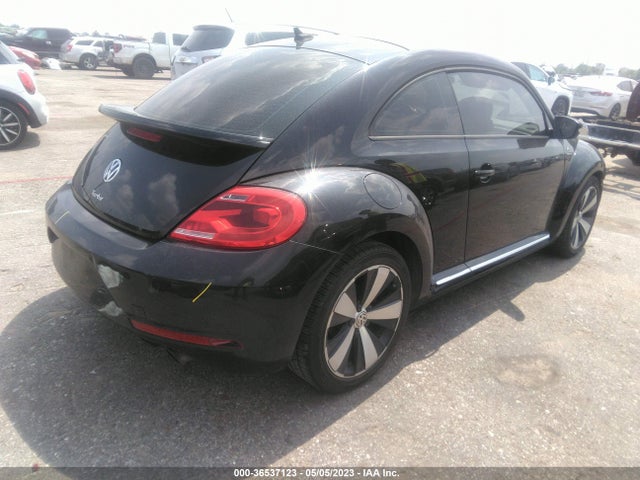 3VWVS7AT3EM661928 Volkswagen Beetle Coupe 2.0t Turbo R-line