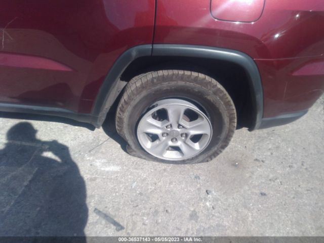 1C4RJFAG5GC450027 Jeep Grand Cherokee Laredo