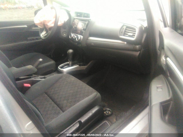 Honda FIT LX 2015 3HGGK5H50FM707340 Image 5