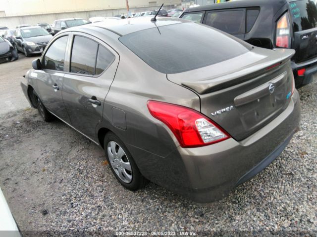 3N1CN7AP7FL923531 Nissan Versa S Plus