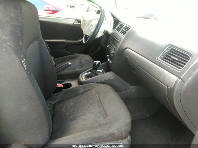 3VWD17AJ6FM265247 Volkswagen Jetta Sedan 1.8t Se