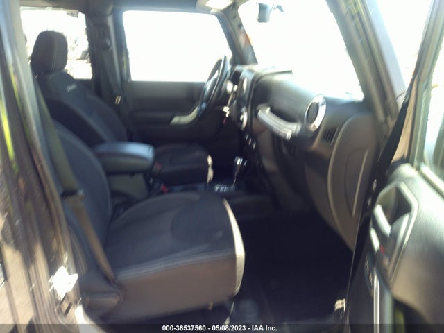 2016 JEEP WRANGLER UNLIMITED SAHARA VIN: 1C4BJWEG6GL151643