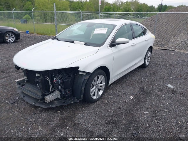 Chrysler 200 Limited Platinum 2017 1C3CCCAB4HN502518 Image 2
