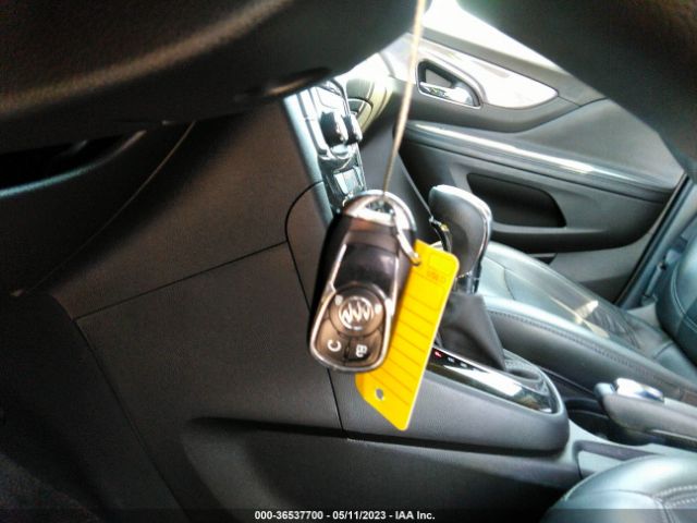 KL4CJCSB0JB645564 Buick Encore Essence