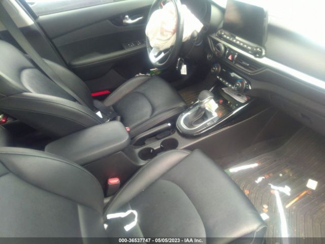 3KPF54AD4ME348725 KIA FORTE EX