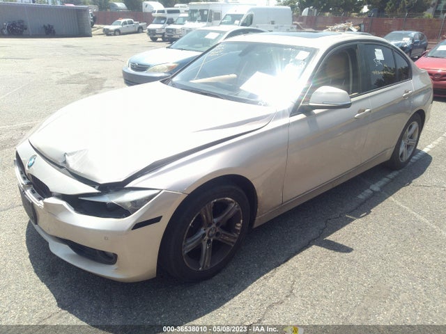 BMW 3 Series 328i 2014 WBA3A5G54ENP27349 Image 2